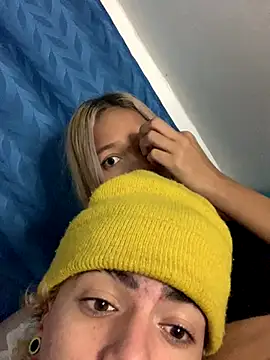 Snapshot of lily_and_wan chatting on 11.14.25 lily and wan online show from 11.14.25