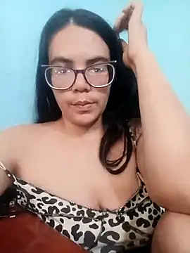 Damasexyviolet online show from 10.25.25