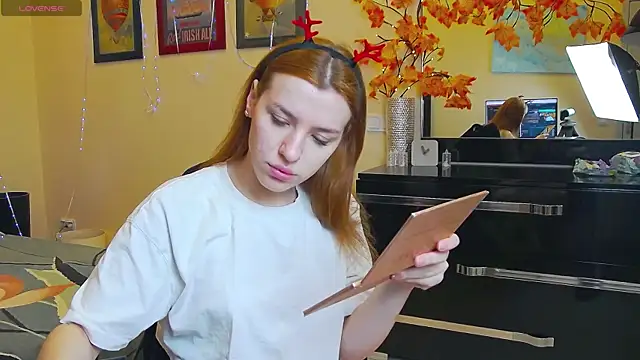 MeganNewCat online show from 12.19.25