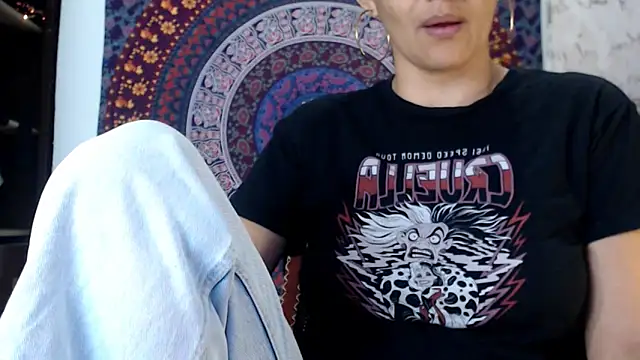 Lucyy Naugthy online show from 02.22.26