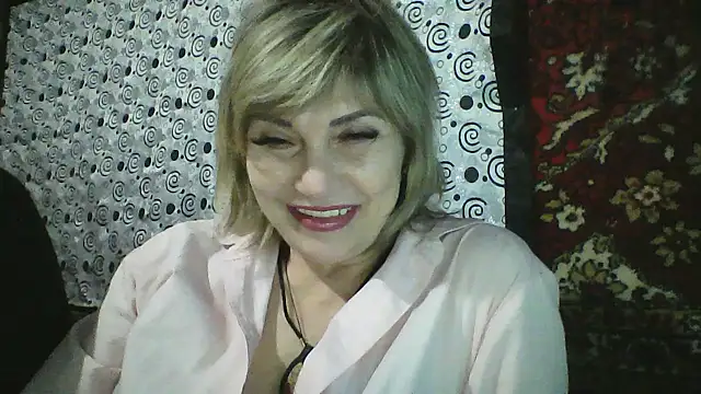 Lia Ray online show from 10.20.25