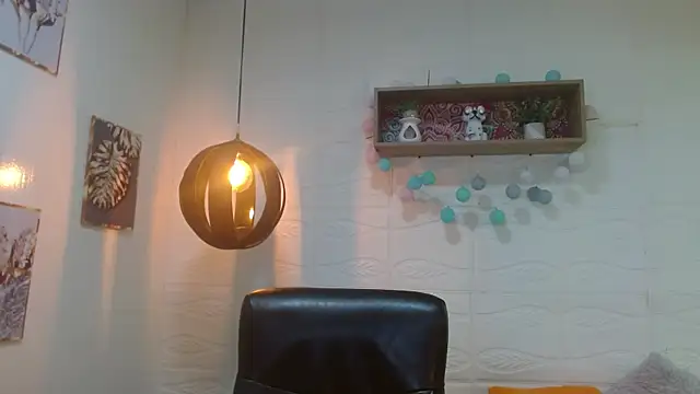 AmethystShadow17 online show from 04.19.26