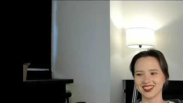 Snapshot of ShaeJossund chatting on 10.16.25 ShaeJossund online show from 10.16.25