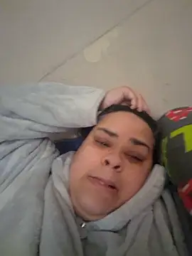 BigBusty VoluptuousMilfX online show from 12.19.25