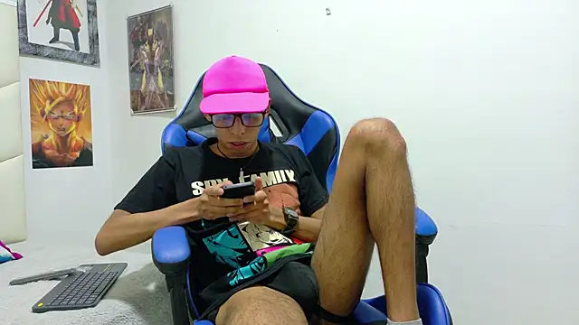 TwinkD asian online show from 10.25.25