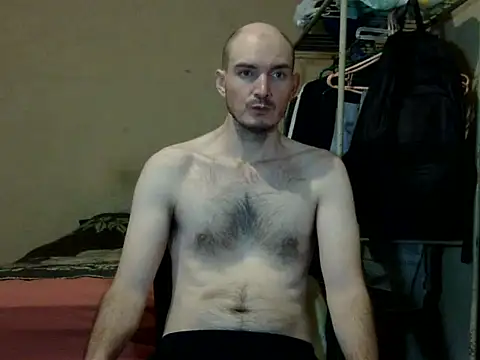 Snapshot of RonnieMetal chatting on 11.13.25 RonnieMetal online show from 11.13.25