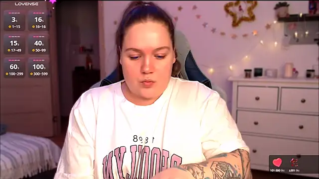 SummerTina online show from 01.10.25