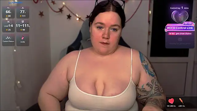 SummerTina online show from 12.22.25