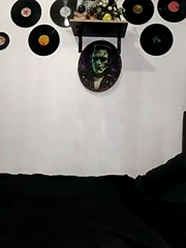 Snapshot of impia-69 chatting on 12.14.25 impia-69 online show from 12.14.25