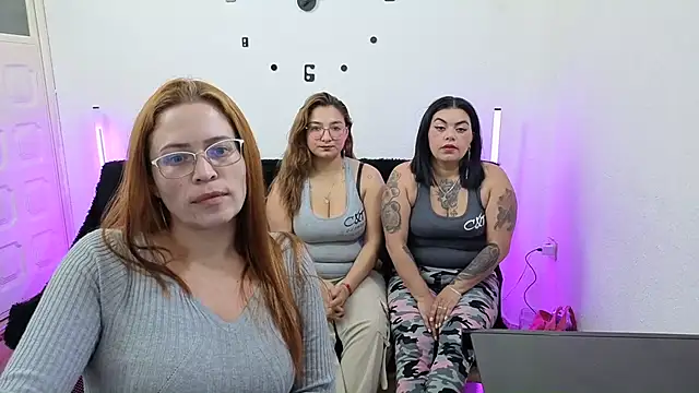 lesb milf online show from 01.06.26
