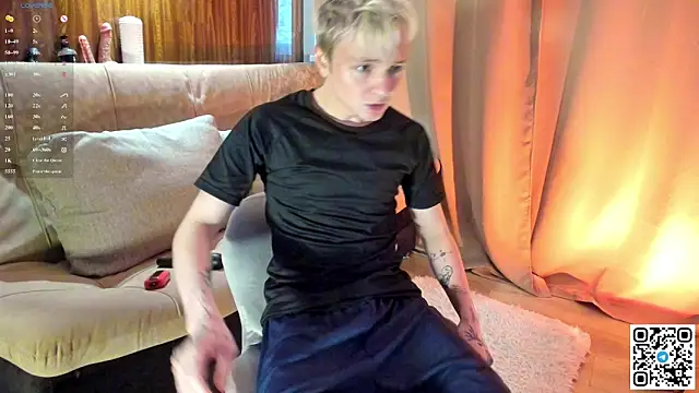 Snapshot of Logan_mett chatting on 04.23.26 Logan mett online show from 04.23.26