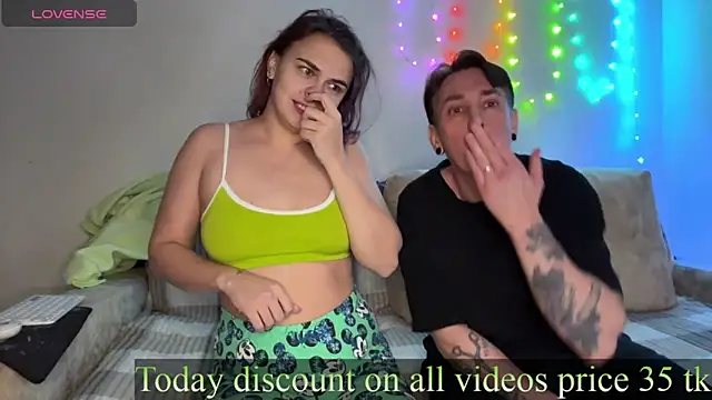 Snapshot of live_sexy chatting on 12.20.25 live sexy online show from 12.20.25