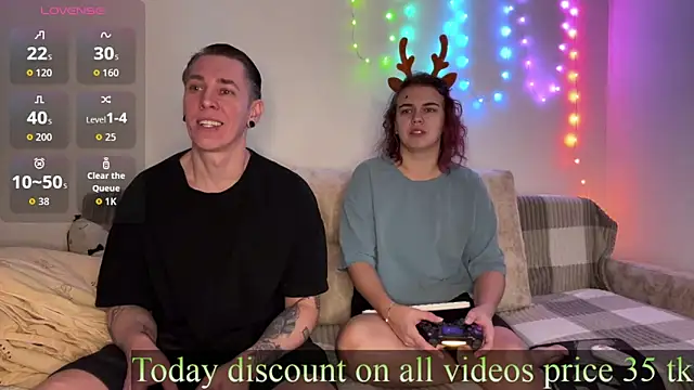 Snapshot of live_sexy chatting on 12.21.25 live sexy online show from 12.21.25