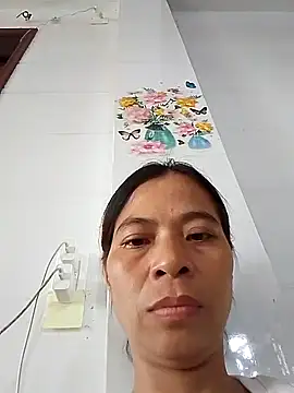 Amanda- ena- online show from 10.14.25