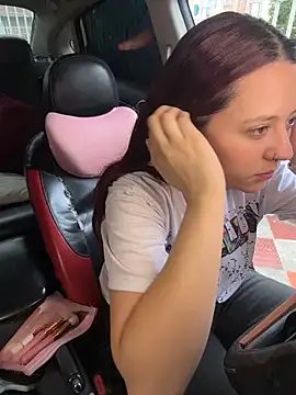 Zoe fire online show from 12.21.25