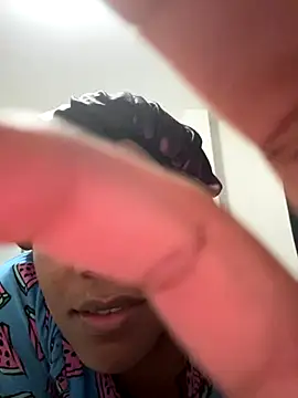 Snapshot of mzwaterpark211 chatting on 10.14.25 mzwaterpark211 online show from 10.14.25