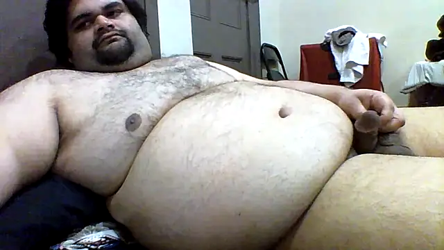 Snapshot of ShavenScope24 chatting on 07.15.26 ShavenScope24 online show from 07.15.26