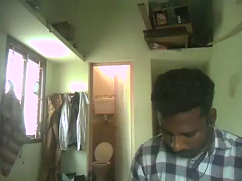 Vickyins480000 online show from 11.12.25