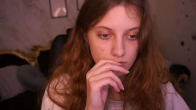 CuteeFoxy online show from 04.20.26