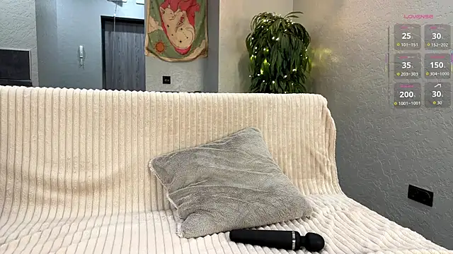 Snapshot of StephnieRecuparo chatting on 02.27.26 StephnieRecuparo online show from 02.27.26