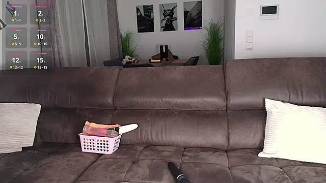 Snapshot of julialauren chatting on 01.16.26 julialauren online show from 01.16.26