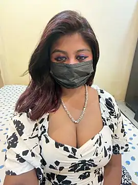 Snapshot of payal_mittal chatting on 05.11.26 payal mittal online show from 05.11.26