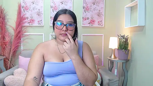 curvydelicios zoe online show from 10.22.25