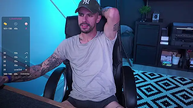 monsieurguitsxxx online show from 11.10.25