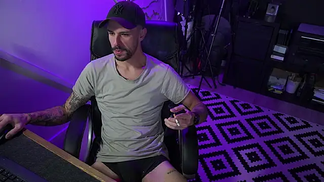 monsieurguitsxxx online show from 11.20.25