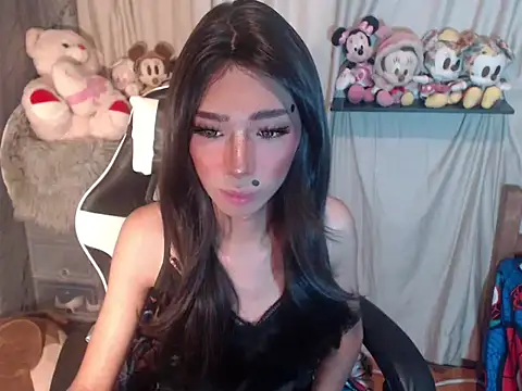 Yourasianbabyemma online show from 10.25.25