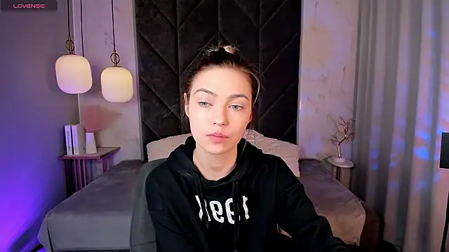 AlysiaSun  online show from 03.28.26