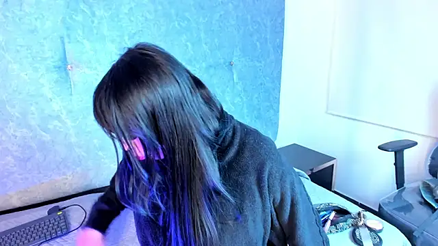 Nix Moonn online show from 10.24.25