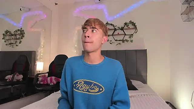 JustinCastiblanco online show from 11.21.25