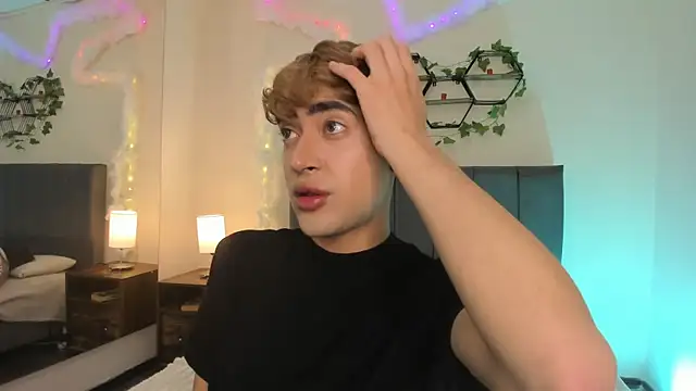 JustinCastiblanco online show from 11.25.25