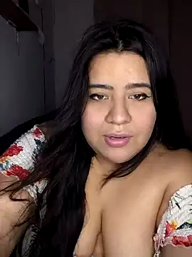 Snapshot of Bonitamex18 chatting on 10.18.25 Bonitamex18 online show from 10.18.25