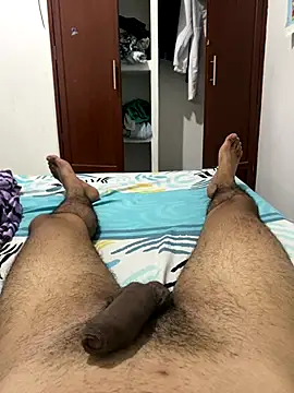 Muchachito18 online show from 11.16.25