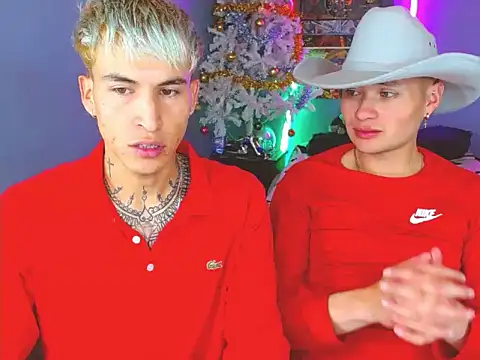 Snapshot of Latin_boysxxxx chatting on 11.02.25 Latin boysxxxx online show from 11.02.25