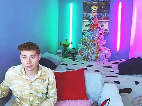 Snapshot of Latin_boysxxxx chatting on 11.27.25 Latin boysxxxx online show from 11.27.25