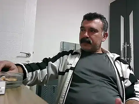 meroglu45 online show from 10.18.25