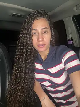 Snapshot of fernanda317 chatting on 03.25.26 fernanda317 online show from 03.25.26