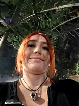 EvelynCrow  online show from 10.19.25