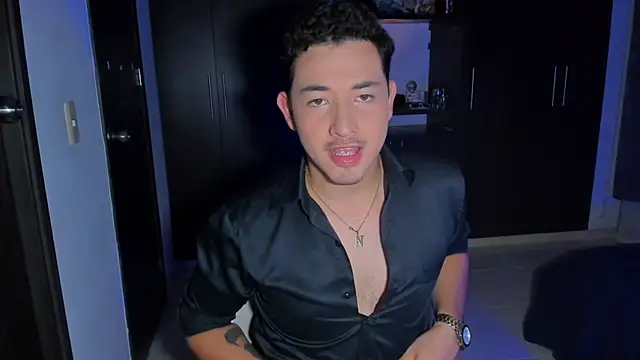 Lexmiller18 online show from 10.24.25