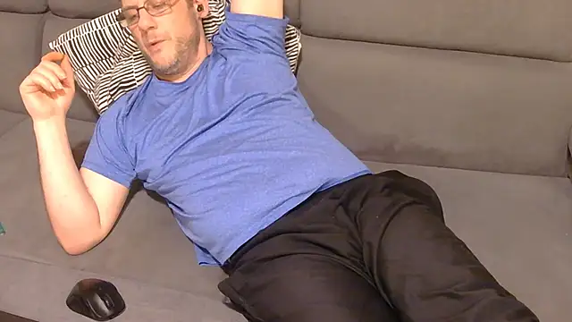 Snapshot of bull419M chatting on 02.16.26 bull419M online show from 02.16.26