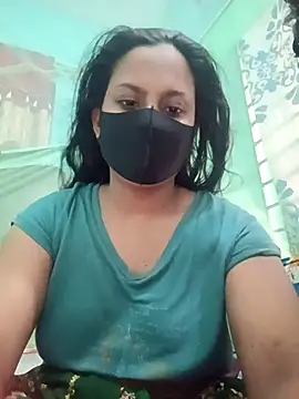 Snapshot of Couplex100 chatting on 10.15.25 Couplex100 online show from 10.15.25