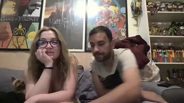 Snapshot of Jos3angel87 chatting on 10.15.25 Jos3angel87 online show from 10.15.25