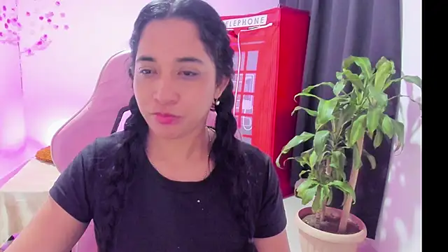 Kruela online show from 12.05.25