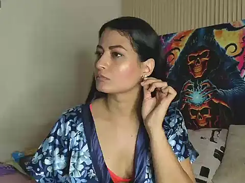 MarScarlett online show from 10.29.25