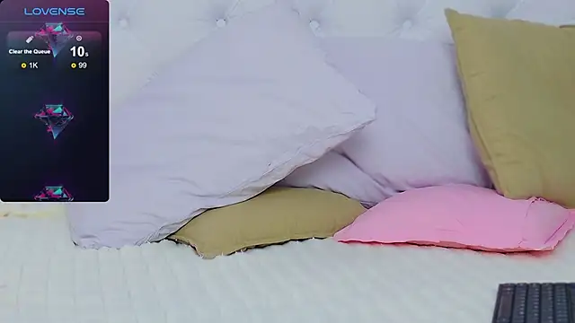 Snapshot of AriannaSins chatting on 01.09.25 AriannaSins online show from 01.09.25