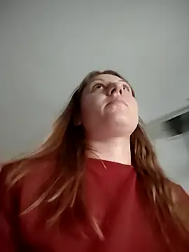 Snapshot of SandyCassie chatting on 10.18.25 SandyCassie online show from 10.18.25