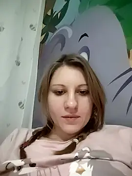 Snapshot of SandyCassie chatting on 11.11.25 SandyCassie online show from 11.11.25